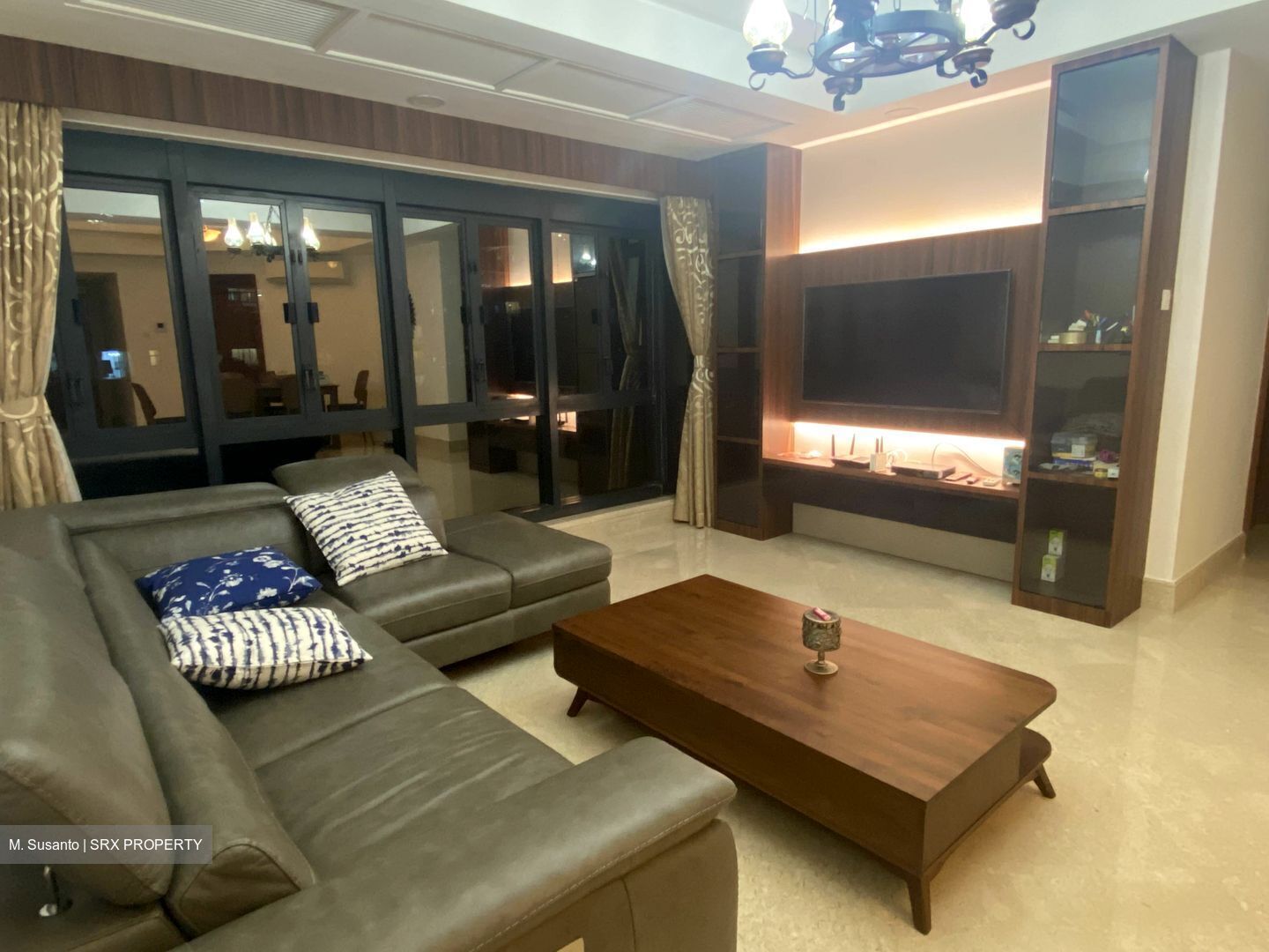 Valley Park (D10), Condominium #556331001